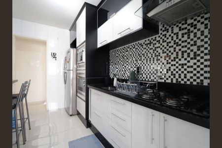 Apartamento à venda com 75m², 2 quartos e 2 vagasCozinha