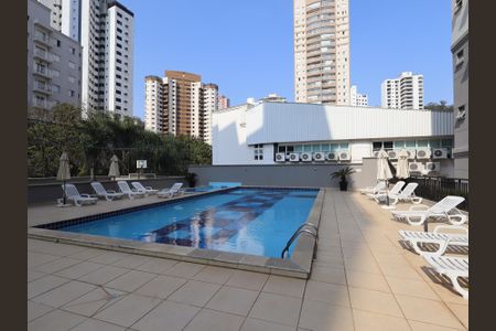 Apartamento à venda com 75m², 2 quartos e 2 vagasÁrea comum - Piscina