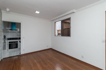 Sala de apartamento para alugar com 2 quartos, 55m² em São Francisco, Belo Horizonte