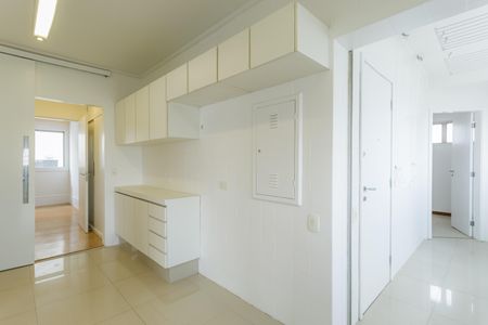 Apartamento à venda com 145m², 3 quartos e 3 vagas Apartamento à venda com 145m², 3 quartos e 3 vagasCozinha