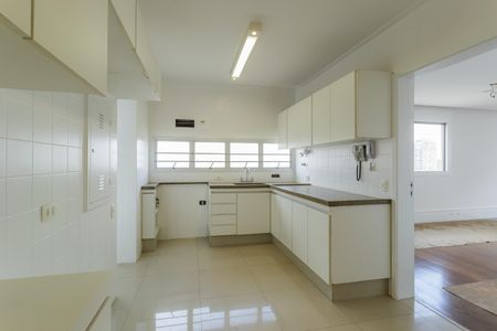 Apartamento à venda com 145m², 3 quartos e 3 vagas Apartamento à venda com 145m², 3 quartos e 3 vagasCozinha