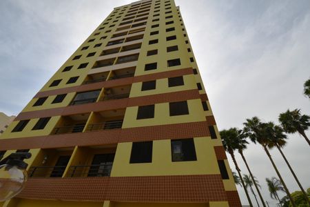 Apartamento para alugar com 75m², 3 quartos e 2 vagasFachada do bloco