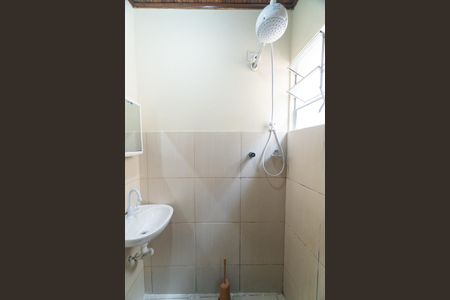 Banheiro de casa para alugar com 1 quarto, 13m² em Vila da Saúde, São Paulo