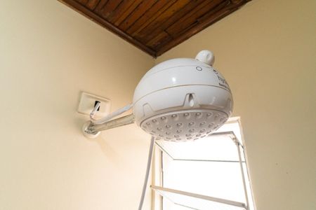 Banheiro Social de casa para alugar com 1 quarto, 13m² em Vila da Saúde, São Paulo