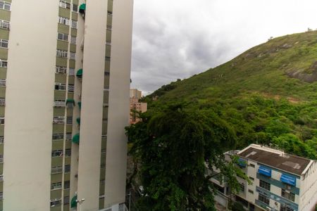 Vista do Quarto 1 de apartamento para alugar com 2 quartos, 87m² em Fonseca, Niterói