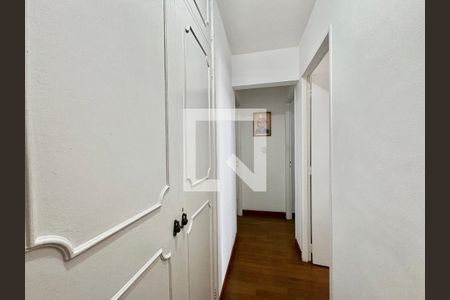 Apartamento para alugar com 80m², 3 quartos e 1 vaga Apartamento para alugar com 80m², 3 quartos e 1 vagaCorredor