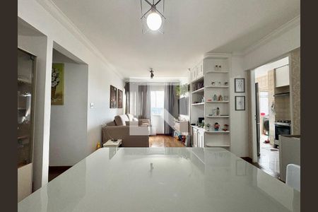 Apartamento à venda com 80m², 3 quartos e 1 vagaSala