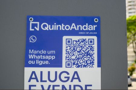 Casa à venda com 261m², 3 quartos e 2 vagas Casa à venda com 261m², 3 quartos e 2 vagasPlaca