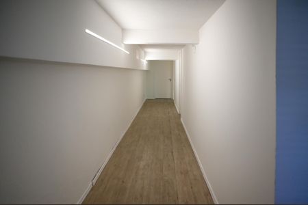 Casa à venda com 261m², 3 quartos e 2 vagas Casa à venda com 261m², 3 quartos e 2 vagasÁrea de Serviço