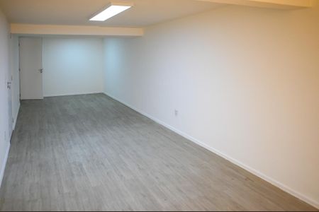 Casa à venda com 261m², 3 quartos e 2 vagas Casa à venda com 261m², 3 quartos e 2 vagasGaragem