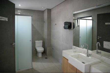 Casa à venda com 261m², 3 quartos e 2 vagas Casa à venda com 261m², 3 quartos e 2 vagasBanheiro Suite