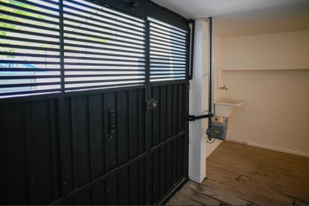 Casa à venda com 261m², 3 quartos e 2 vagas Casa à venda com 261m², 3 quartos e 2 vagasGaragem