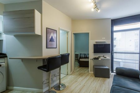 Sala de apartamento à venda com 1 quarto, 33m² em Indianópolis, São Paulo