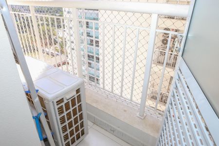 Apartamento para alugar com 241m², 4 quartos e 3 vagas Apartamento para alugar com 241m², 4 quartos e 3 vagasSacada da Área de Serviço