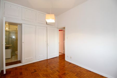 Apartamento à venda com 110m², 4 quartos e 1 vaga Apartamento à venda com 110m², 4 quartos e 1 vagaSuíte 2