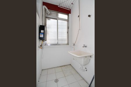 Apartamento à venda com 110m², 4 quartos e 1 vaga Apartamento à venda com 110m², 4 quartos e 1 vagaCozinha e Área de Serviço