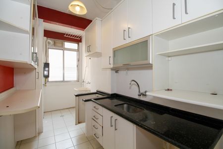 Apartamento à venda com 110m², 4 quartos e 1 vaga Apartamento à venda com 110m², 4 quartos e 1 vagaCozinha e Área de Serviço