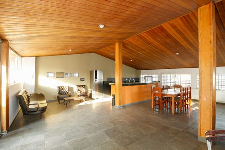 Apartamento à venda com 110m², 4 quartos e 1 vaga Apartamento à venda com 110m², 4 quartos e 1 vagaÁrea Comum - Salão de Festas