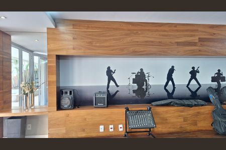 Apartamento à venda com 187m², 3 quartos e 3 vagas Apartamento à venda com 187m², 3 quartos e 3 vagasGaragem Band Lounge