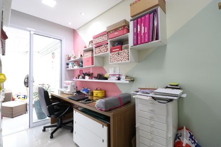 Apartamento à venda com 187m², 3 quartos e 3 vagasEscritório