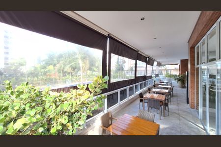 Apartamento à venda com 187m², 3 quartos e 3 vagas Apartamento à venda com 187m², 3 quartos e 3 vagasÁrea comum