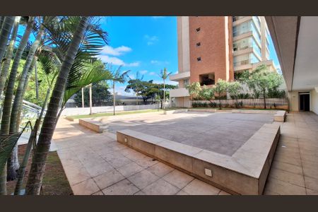 Apartamento à venda com 187m², 3 quartos e 3 vagas Apartamento à venda com 187m², 3 quartos e 3 vagasÁrea comum