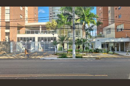 Apartamento à venda com 187m², 3 quartos e 3 vagas Apartamento à venda com 187m², 3 quartos e 3 vagasFachada