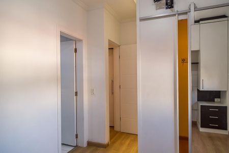 Apartamento à venda com 79m², 2 quartos e 2 vagas Apartamento à venda com 79m², 2 quartos e 2 vagasSuíte