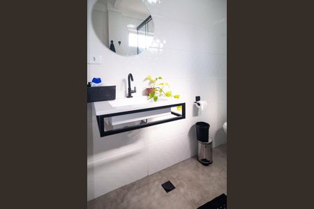 Banheiro de apartamento à venda com 1 quarto, 45m² em Bela Vista, São Paulo