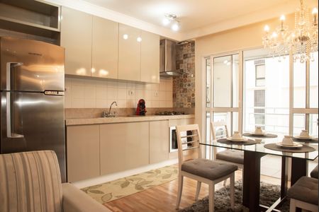 Apartamento à venda com 58m², 2 quartos e 1 vagaCozinha