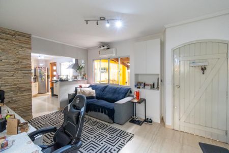 Casa à venda com 167m², 3 quartos e 2 vagasSala 