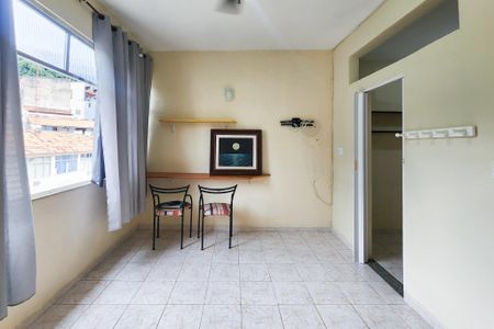 Quarto de apartamento para alugar com 1 quarto, 27m² em Santa Teresa, Rio de Janeiro