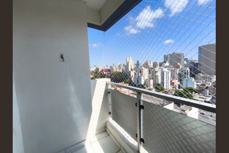 Varanda de apartamento para alugar com 3 quartos, 90m² em Liberdade, São Paulo