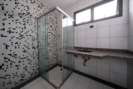 Apartamento à venda com 124m², 3 quartos e 2 vagasBanheiro da Suíte