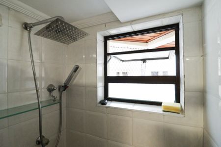 Apartamento à venda com 214m², 3 quartos e 4 vagasBanheiro da Suíte