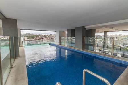 Apartamento à venda com 38m², 0 quarto e 1 vaga Apartamento à venda com 38m², 0 quarto e 1 vagaPiscina Coberta