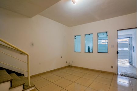 Sala de casa para alugar com 2 quartos, 125m² em Campestre, Santo André