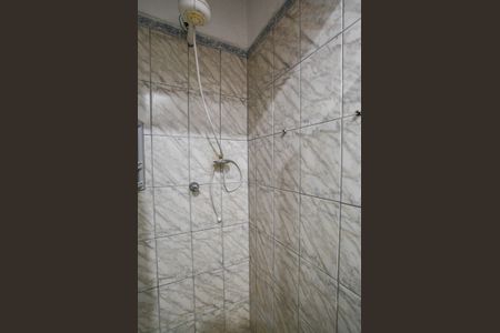 Casa para alugar com 125m², 2 quartos e 1 vaga Casa para alugar com 125m², 2 quartos e 1 vagaBanheiro Corredor