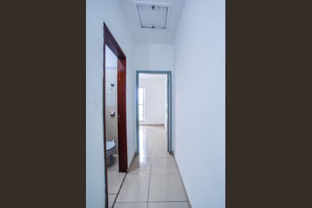 Corredor de casa para alugar com 2 quartos, 125m² em Campestre, Santo André