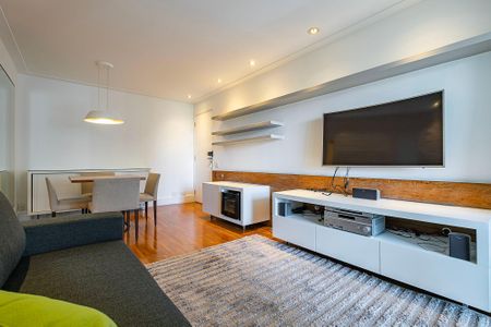 Sala de apartamento à venda com 2 quartos, 56m² em Pinheiros, São Paulo