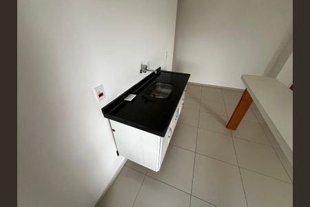 Apartamento para alugar com 43m², 1 quarto e 1 vagaSala/Cozinha