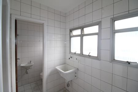 Apartamento para alugar com 60m², 2 quartos e 1 vagaÁrea de Serviço