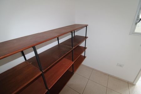 Apartamento para alugar com 60m², 2 quartos e 1 vagaÁrea de Serviço - Dispensa