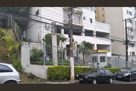 Apartamento para alugar com 60m², 2 quartos e 1 vagaFachada