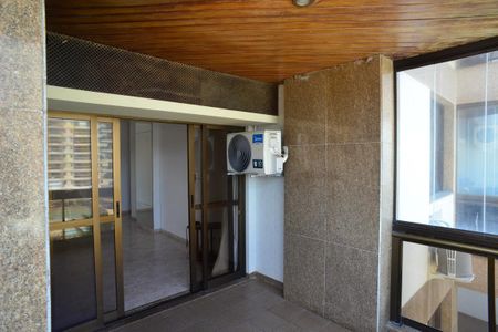 Varanda de apartamento para alugar com 1 quarto, 56m² em Barra da Tijuca, Rio de Janeiro
