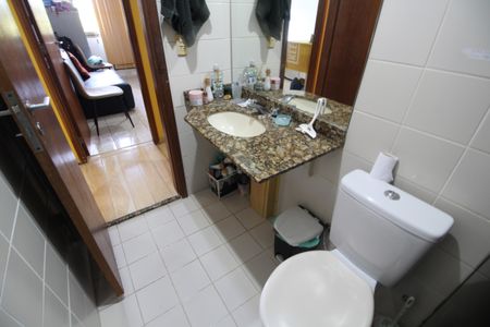 Apartamento à venda com 117m², 3 quartos e 2 vagasBanheiro Social