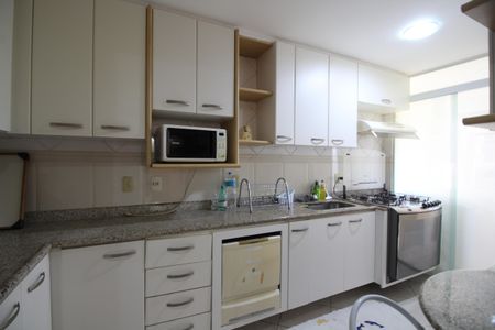Apartamento à venda com 117m², 3 quartos e 2 vagasCozinha