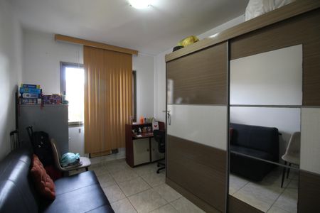 Apartamento à venda com 117m², 3 quartos e 2 vagasQuarto 2