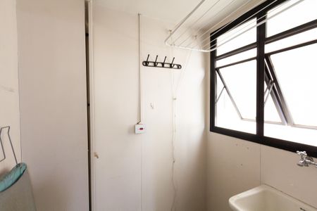 Apartamento à venda com 75m², 1 quarto e 1 vaga Apartamento à venda com 75m², 1 quarto e 1 vagaÁrea de Serviço