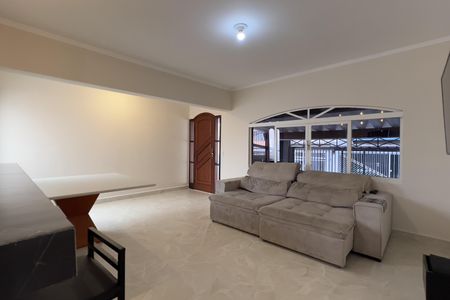 Sala de casa para alugar com 5 quartos, 180m² em Cidade Brasil, Guarulhos